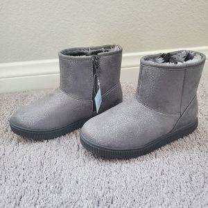 FREE!!!!!NWT SIZE 13 CAT AND JACK W/ANY PURCHASE!!!!